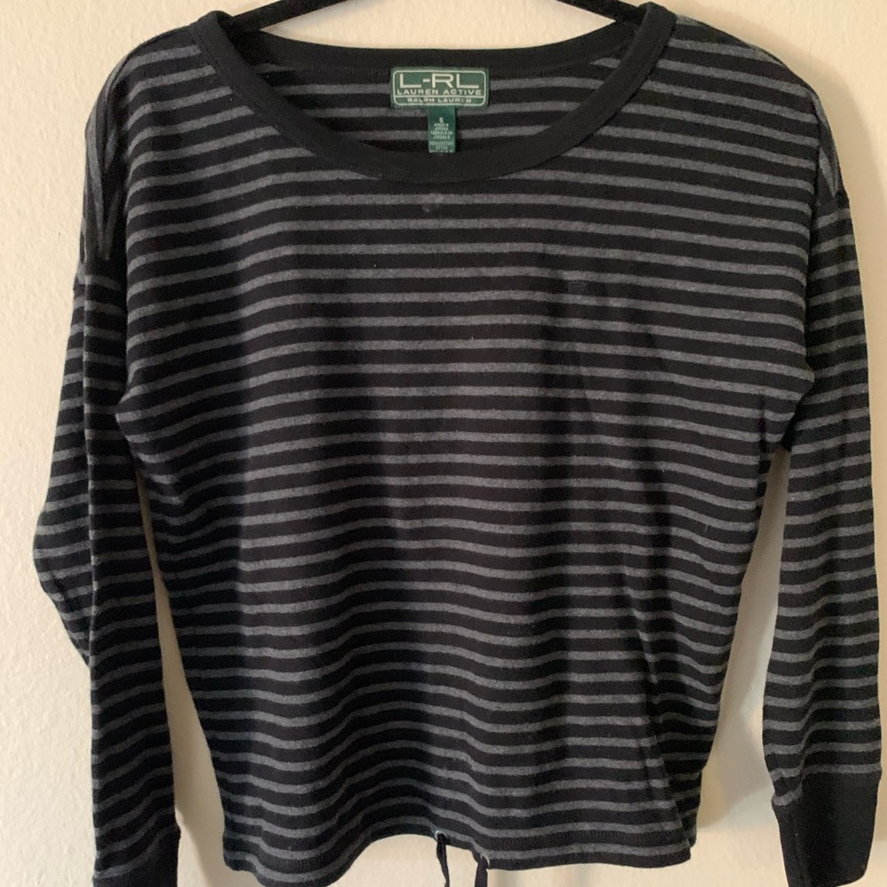 Long sleeve pull over